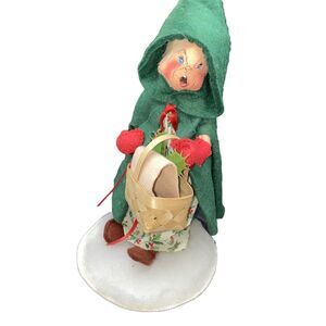 Vtg 1991 Annalee Mobilitee MaryBob Cratchit Holly Basket Christmas Caroler‎ 14"